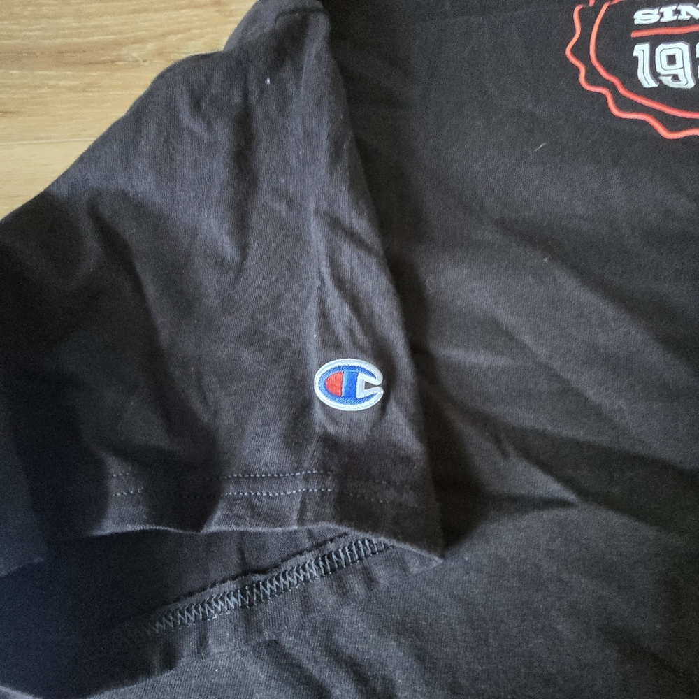 Champion Macy's Thanksgiving Day Parade Short Sleeve - Picture 6 of 6
